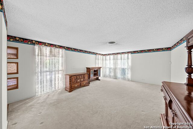 Image 19 of 51 For 1325 Wiltshire Ave