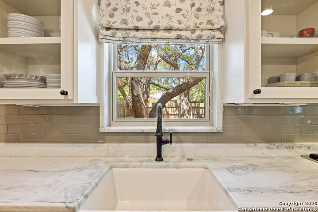 Image 19 of 31 For 137 Garrapata