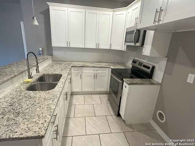 Image 6 of 21 For 711 Erline  