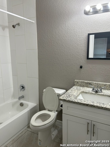 Image 8 of 21 For 711 Erline  