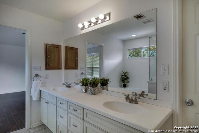 Image 18 of 29 For 9546 Haviland Ct