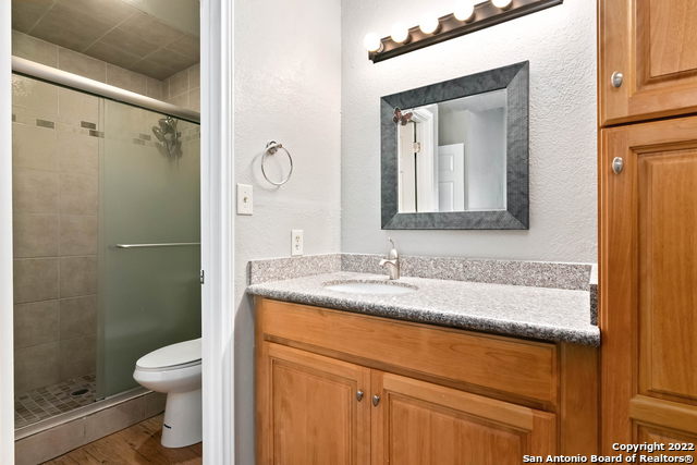 Image 15 of 19 For 12610 Uhr Ln  310