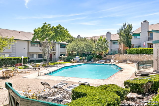 Image 18 of 19 For 12610 Uhr Ln  310