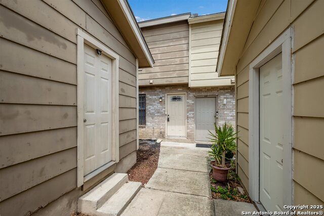 Details for 5806 Rue Royale  5806, San Antonio, TX 78240