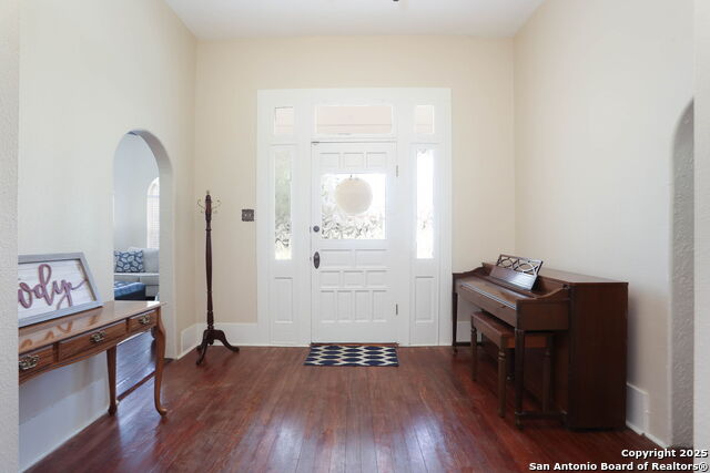 Image 5 of 29 For 1503 2nd Street S