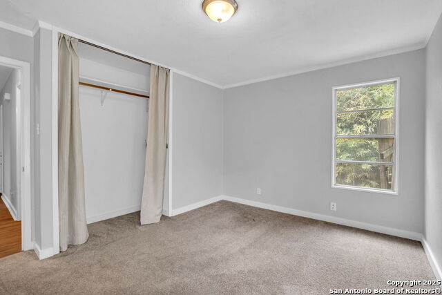 Listing photo id 15 for 8211 Berrycreek