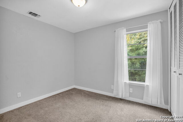 Listing photo id 17 for 8211 Berrycreek