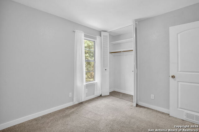 Listing photo id 18 for 8211 Berrycreek