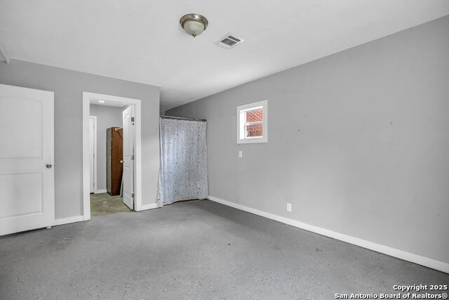 Listing photo id 26 for 8211 Berrycreek