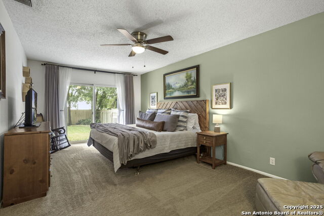 Listing photo id 11 for 5334 Walnut Vista