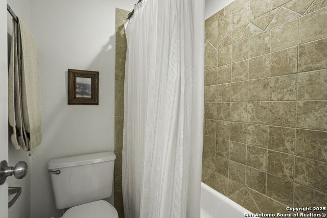 Listing photo id 14 for 5334 Walnut Vista