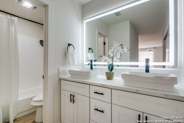 Listing photo id 16 for 13246 Larkwalk