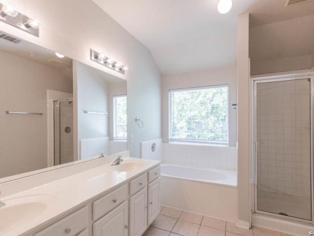 Image 11 of 16 For 452 Raven Ridge