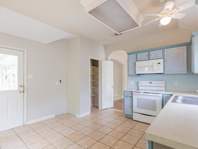 Image 5 of 16 For 452 Raven Ridge