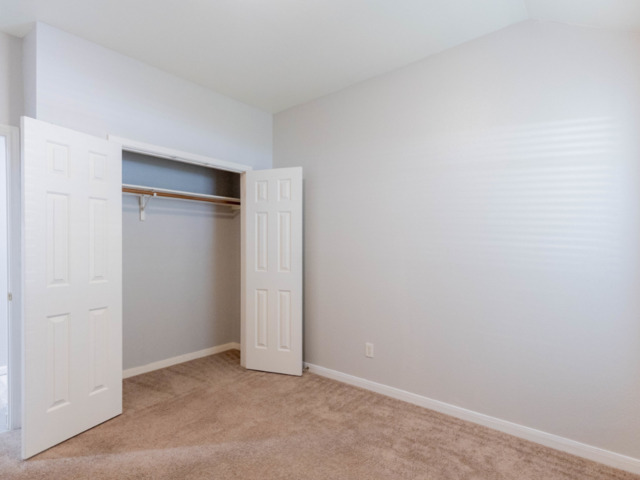 Image 6 of 16 For 452 Raven Ridge