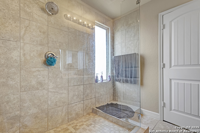 Image 24 of 35 For 8814 Atwater