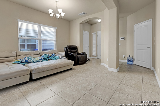 Image 4 of 35 For 8814 Atwater