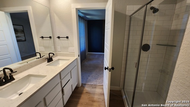 Image 14 of 17 For 5935 Hausman W 65