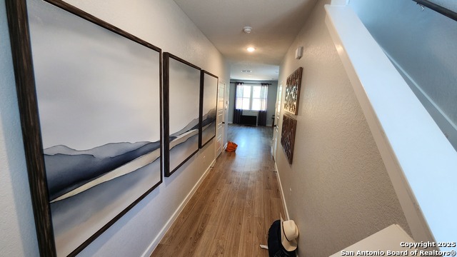 Image 3 of 17 For 5935 Hausman W 65