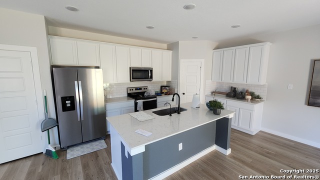 Image 6 of 17 For 5935 Hausman W 65