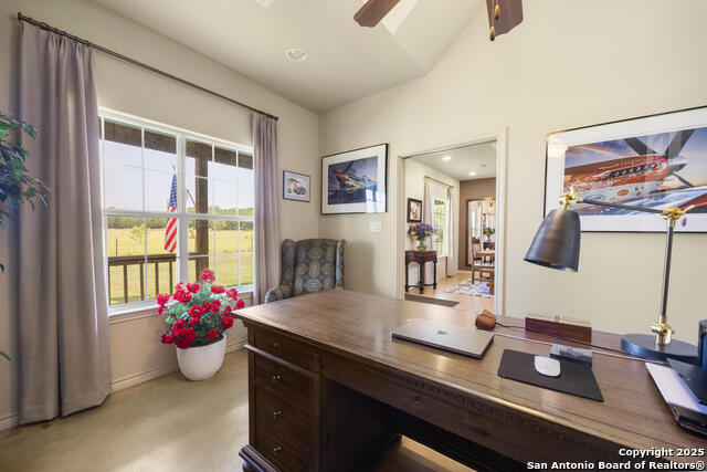 Image 10 of 31 For 192 Indian Oaks