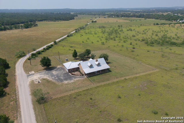 Image 27 of 31 For 192 Indian Oaks