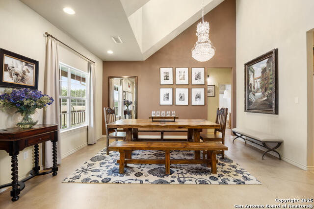 Image 5 of 31 For 192 Indian Oaks