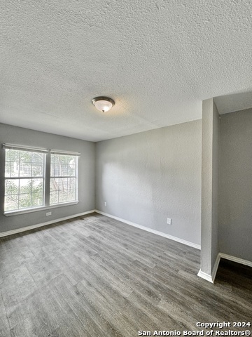 Image 5 of 13 For 1611 La Manda