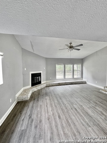 Image 9 of 13 For 1611 La Manda