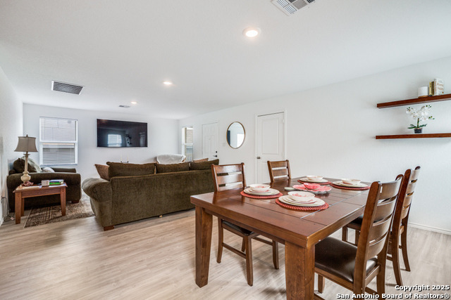 Image 3 of 13 For 5223 Hornbeck