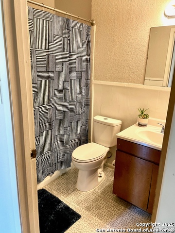 Image 13 of 16 For 407 Cicero Dr