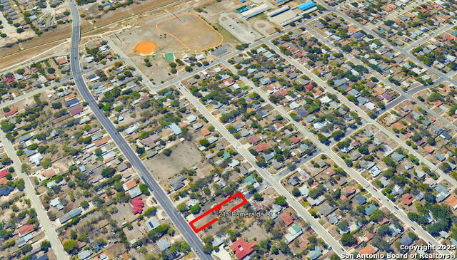 Image 7 of 7 For 215 Esmeralda