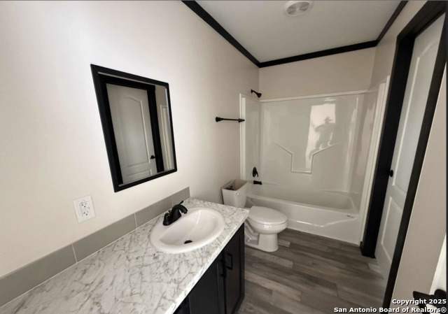 Image 3 of 16 For Lot 3 10392 Fm 476