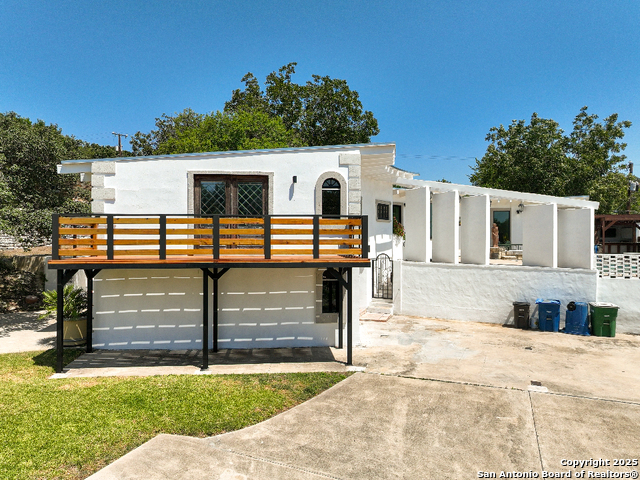 Image 61 of 64 For 219 Highview
