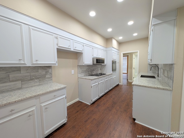 Image 10 of 35 For 3678 Hidden Dr  1804