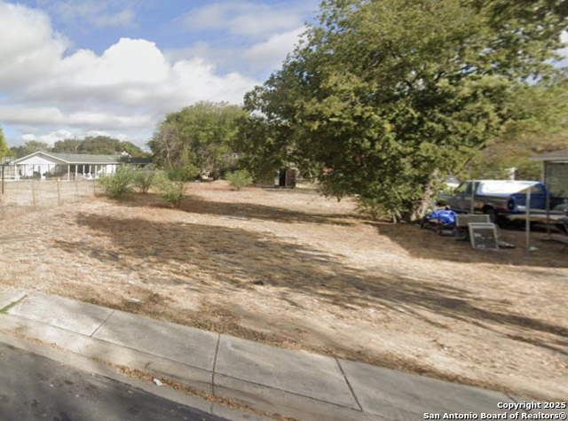 Image 2 of 4 For 4823 John Victor