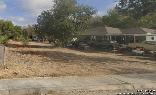 Image 3 of 4 For 4823 John Victor