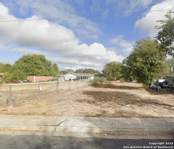 Image 4 of 4 For 4823 John Victor