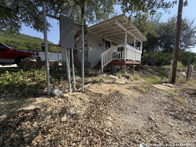 Listing photo id 19 for 3124 Fm 2673