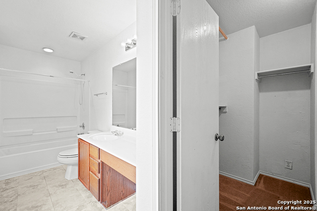 Image 11 of 19 For 6539 Benwood