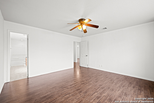 Image 16 of 19 For 6539 Benwood