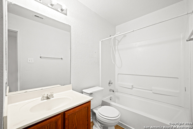 Image 17 of 19 For 6539 Benwood
