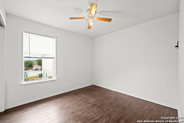 Image 18 of 19 For 6539 Benwood
