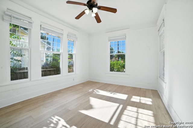 Listing photo id 8 for 1506 Martin W