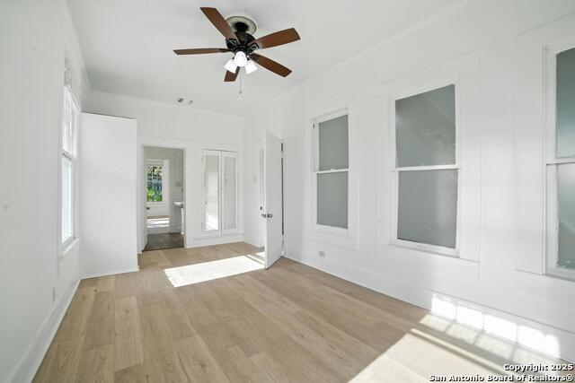 Listing photo id 12 for 1506 Martin W