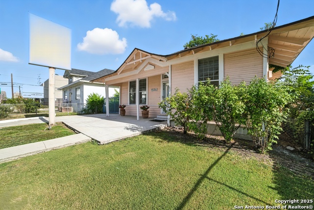 Listing photo id 0 for 1506 Martin W