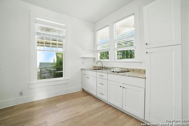 Listing photo id 19 for 1506 Martin W