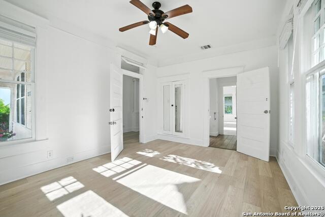 Listing photo id 6 for 1506 Martin W