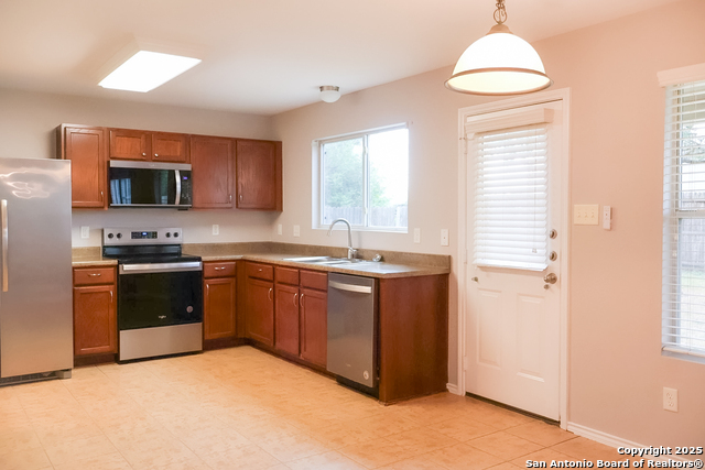 Image 7 of 10 For 3632 Double Diamond