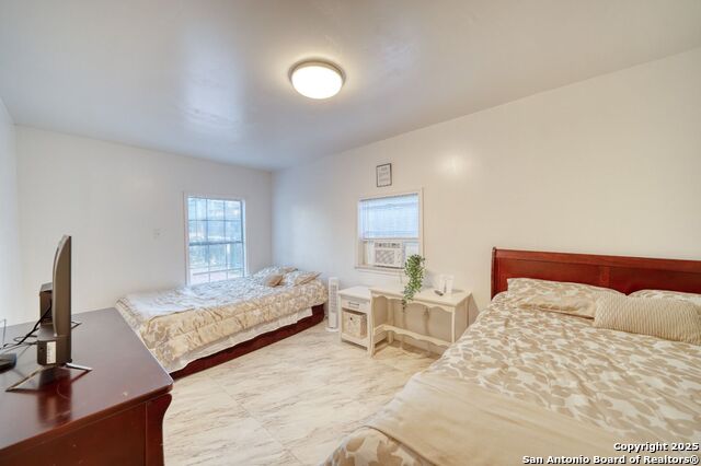 Image 6 of 29 For 444 Taft  A